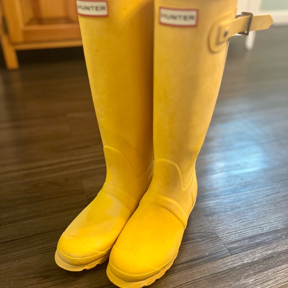 Hunter Yellow Tall Boots size 6